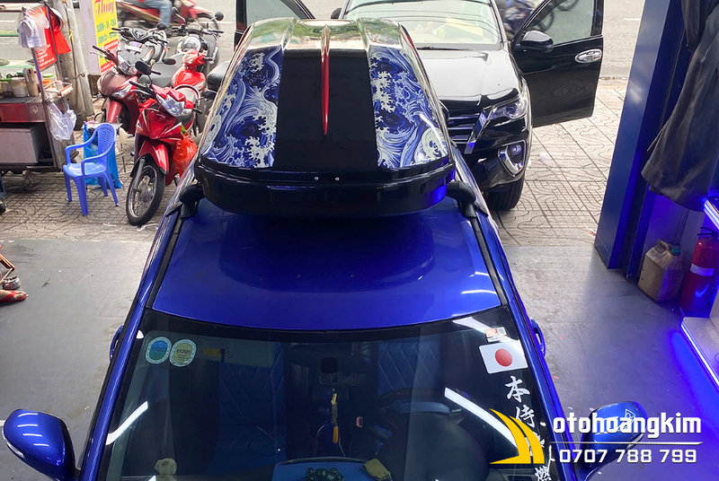 Hộp đựng đồ trên nóc xe 500L đen