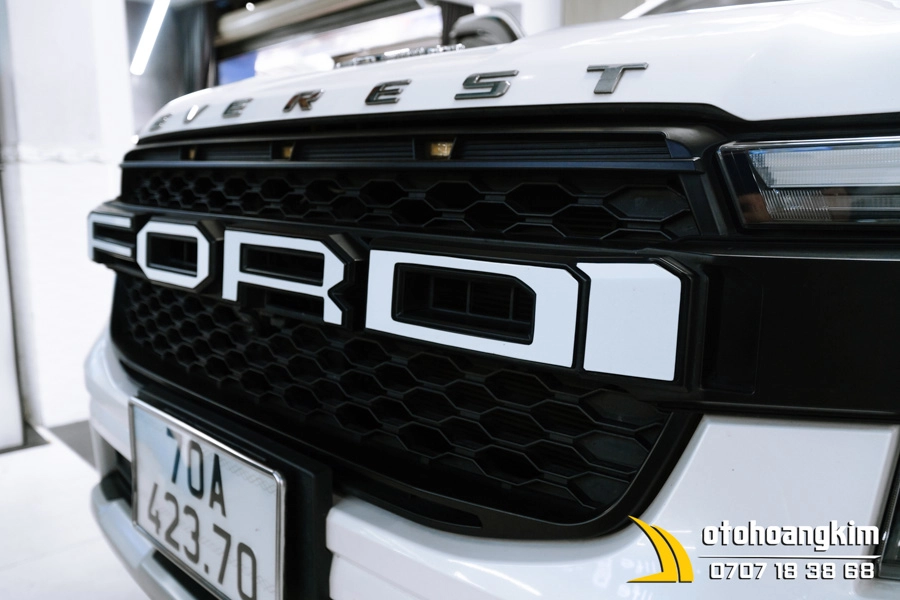 Mặt Ca Lăng Ford Ranger 2022 Có LED - Ảnh 1