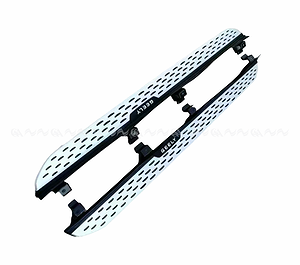 Bậc lên xuống cơ Geely Monjard mặt nhôm chấm bi