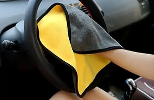 goi-y-mua-khan-lau-xe-o-to-tham-hut-bui-chat-luong-tot-nhat