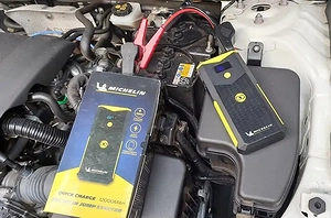 kich-binh-xe-o-to-huong-dan-chi-tiet-tu-az-de-khoi-dong-xe-a