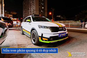 tem-phan-quang-o-to-la-gi-loi-ich-su-dung