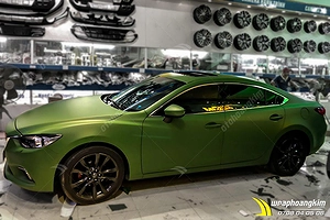 Dán đổi màu xanh quân đội Mazda 6