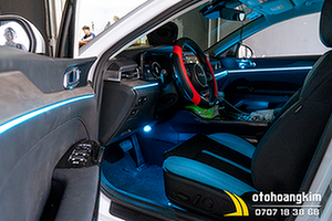 den-led-trang-tri-xe-o-to-chinh-hang-gia-tot-2024