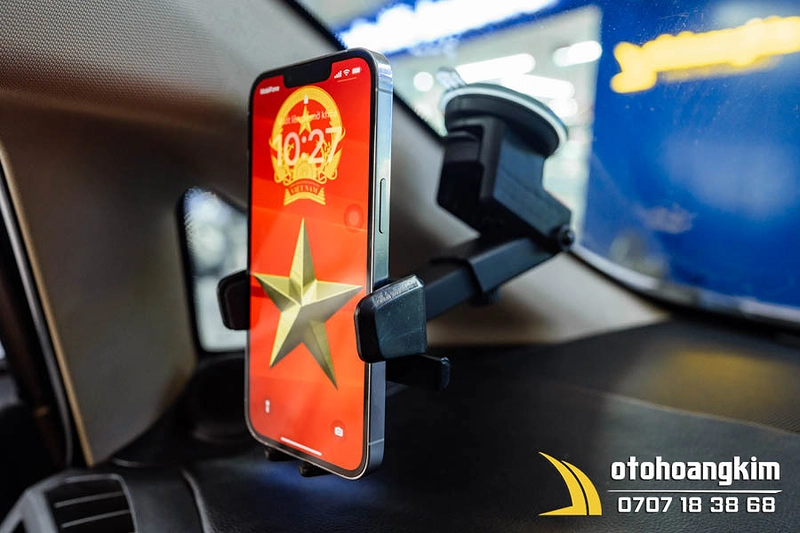 Giá đỡ điện thoại loại hít kính silicon