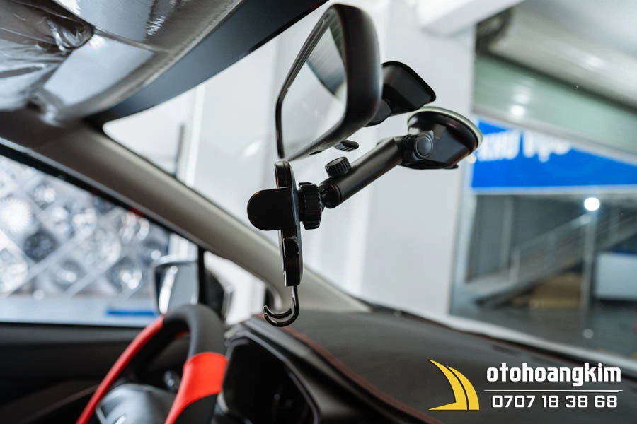 Giá đỡ điện thoại loại hít kính silicon - Ảnh 1