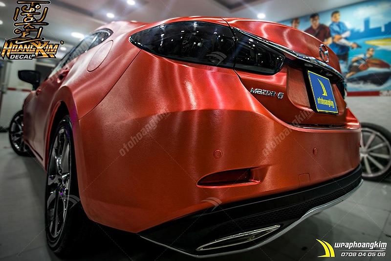 Dán đổi màu đỏ cam nhôm xước Mazda 6