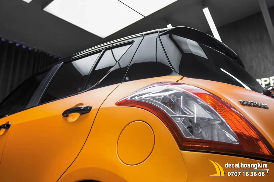 Dán đổi màu Cam lì (Matte Orange) xe Swift - Ảnh 5