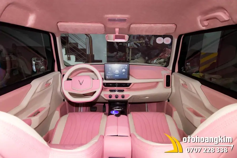 Đổi Màu Nội Thất Hồng - Trắng Xe VF3 - Ảnh 1