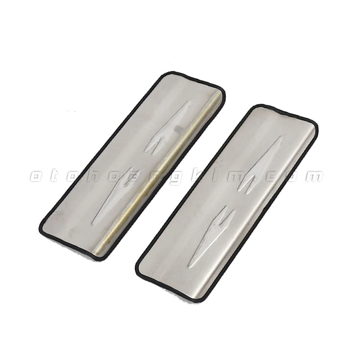 Nẹp bước chân ngoài Nissan Sunny [2013-2019]