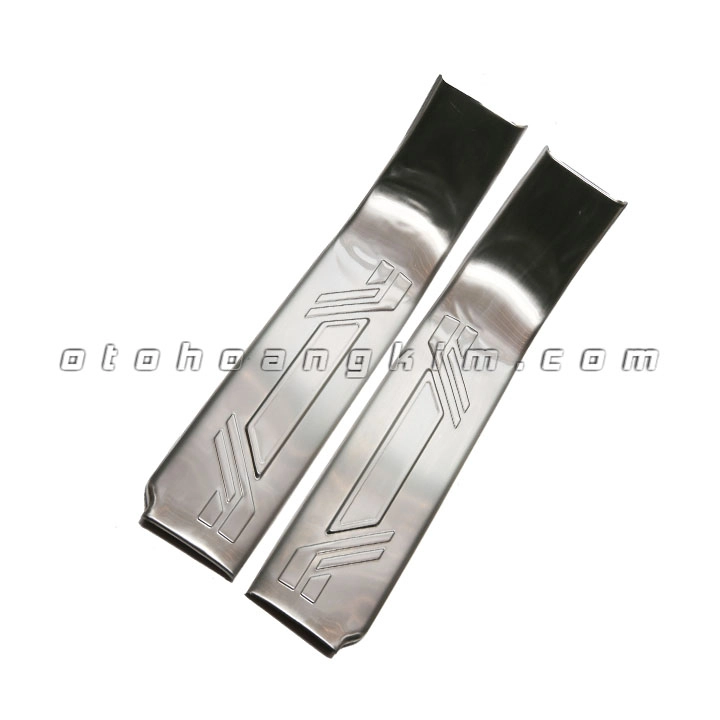 Nẹp bước chân trong Isuzu Mux [2015-2020]