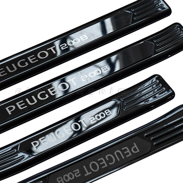 Nẹp bước chân ngoài Peugeot 2008 [2021] titan