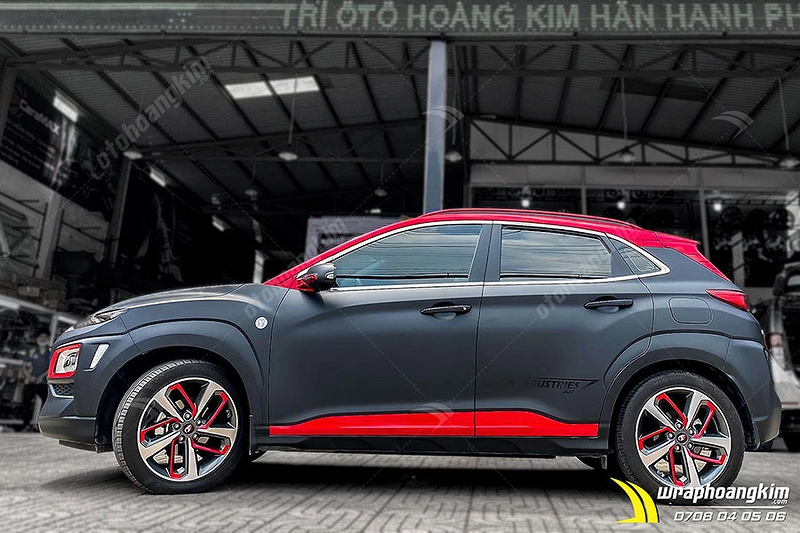 Dán đổi màu đen mờ Hyundai Kona