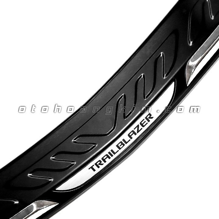 Chống trầy cốp sơn Chevrolet Trailblazer [2016-2020] Thái Lan - Ảnh 3