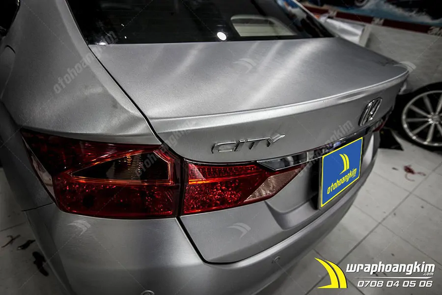 Dán đổi màu nhôm xước ánh kim Honda City - Ảnh 5