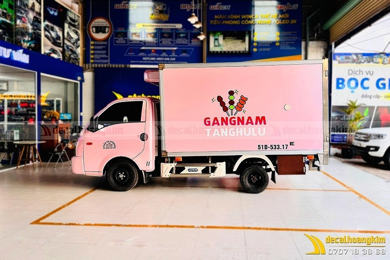 Dán Quảng Cáo Trên Xe Ô Tô - DQC335