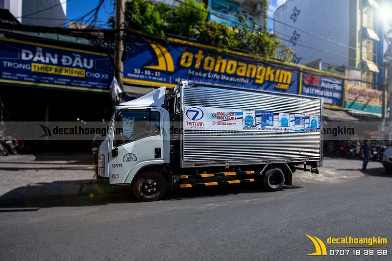 Dán Quảng Cáo Trên Xe Ô Tô - DQC338