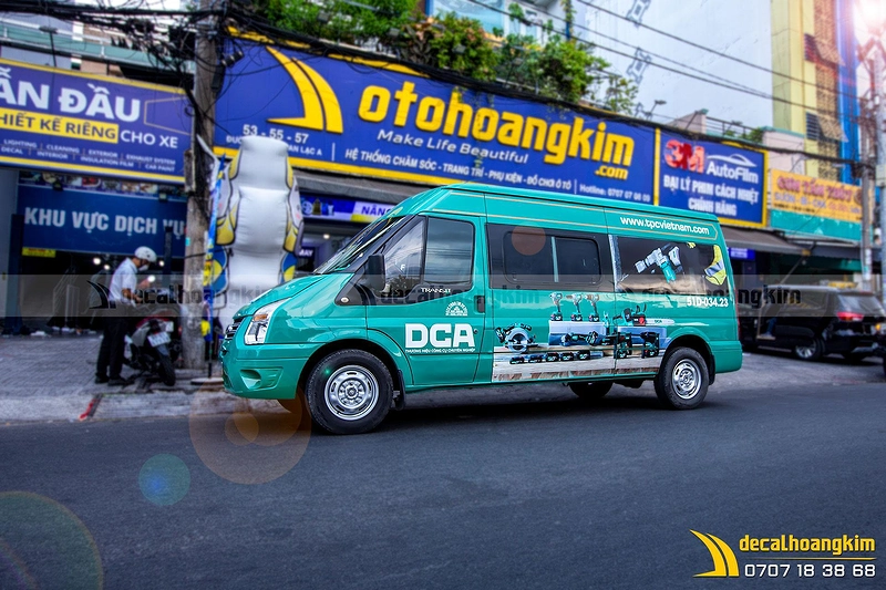 Dán Quảng Cáo Trên Xe Ô Tô - DQC329