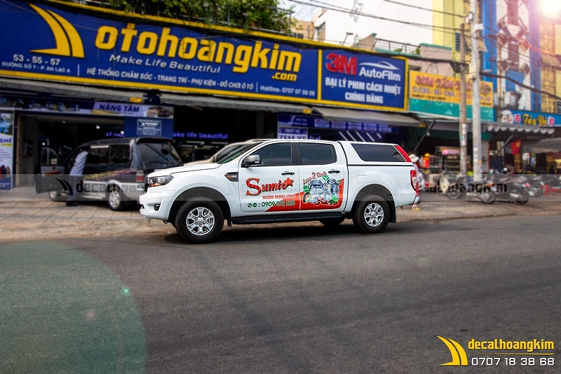 Dán Quảng Cáo Trên Xe Ô Tô - DQC317