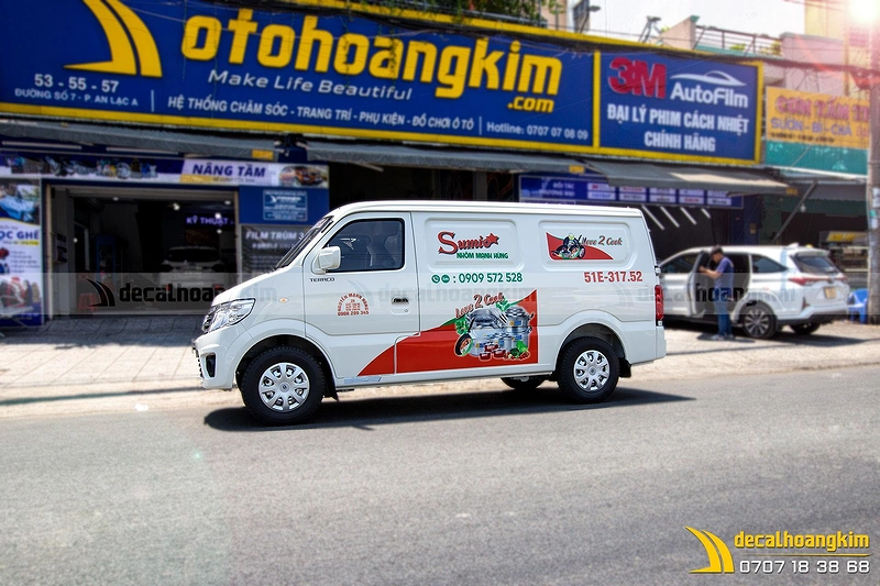 Dán Quảng Cáo Trên Xe Ô Tô - DQC318