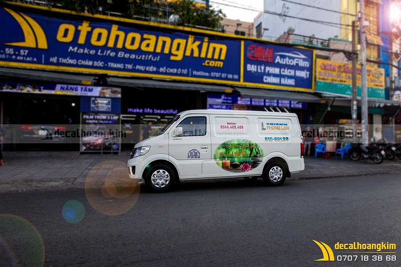 Dán Quảng Cáo Trên Xe Ô Tô - DQC303