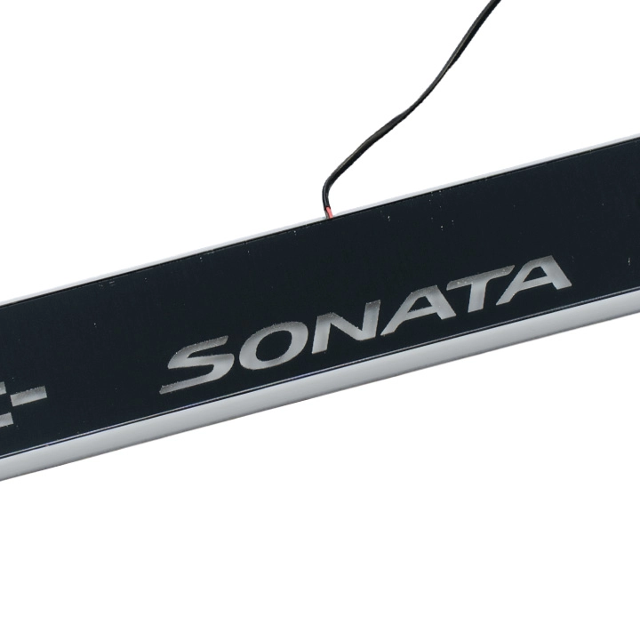Nẹp Bước Chân Ngoài Hyundai Sonata Led Đổi Màu - Ảnh 1