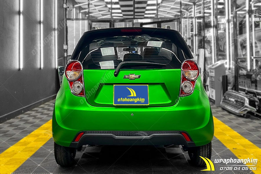 Dán đổi màu xanh mờ bóng Chevrolet Spark - Ảnh 1