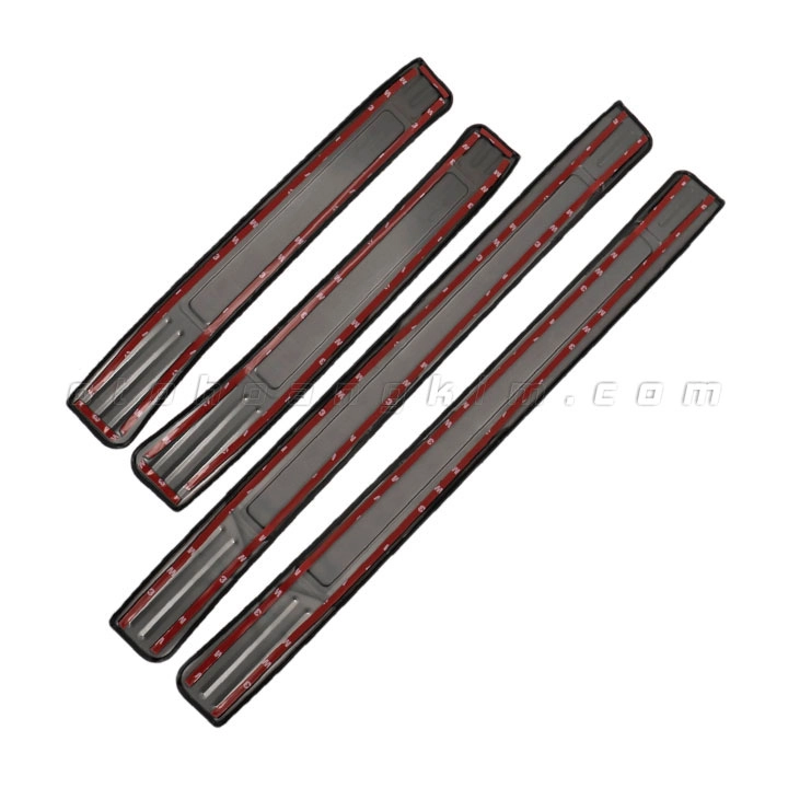 Nẹp bước chân ngoài Mg Hs [2021] titan