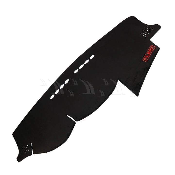 Thảm taplo Mitsubishi Pajero [2016-2020] - Ảnh 1