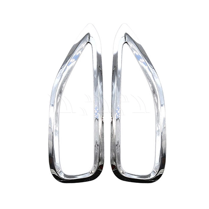 Viền đèn gầm sau Toyota Fortuner [2016-2019] - Ảnh 1