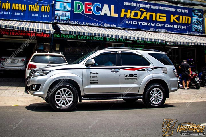Tem Xe Toyota Fortuner - TFO057