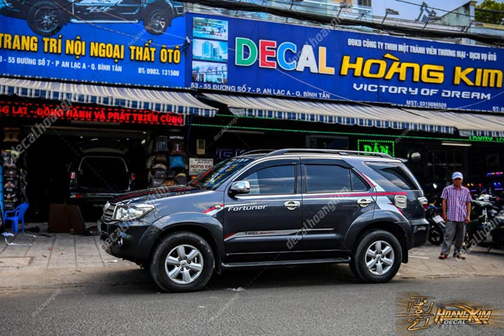 Tem Xe Toyota Fortuner - TFO052