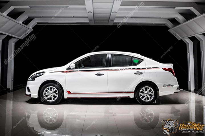 Tem Xe Nissan Sunny - NSU005