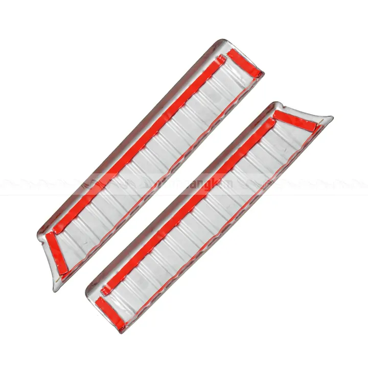 Chống trầy cốp nhựa Toyota Veloz inox - Ảnh 2