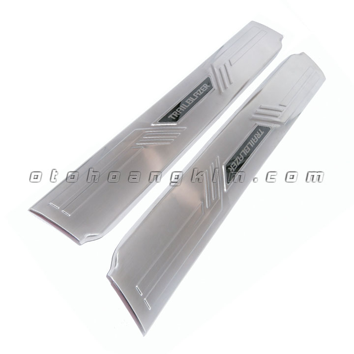 Nẹp bước chân trong Chevrolet Trailblazer [2016-2020] - Ảnh 3