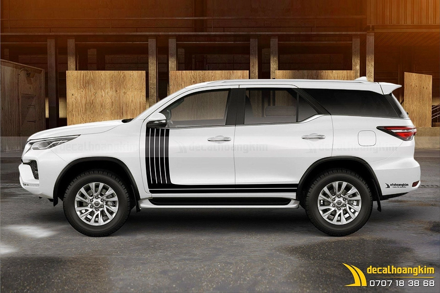 Tem Xe Toyota Fortuner - TFO147 - Ảnh 1