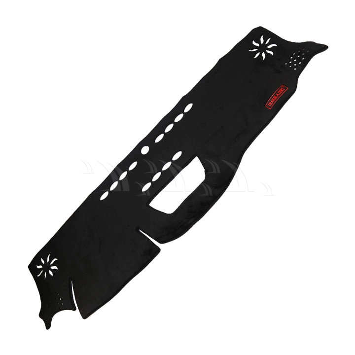 Thảm taplo Chevrolet Trailblazer [2016-2020] - Ảnh 1