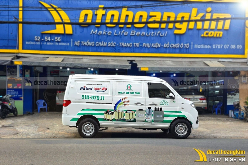 Dán Quảng Cáo Trên Xe Ô Tô - DQC333