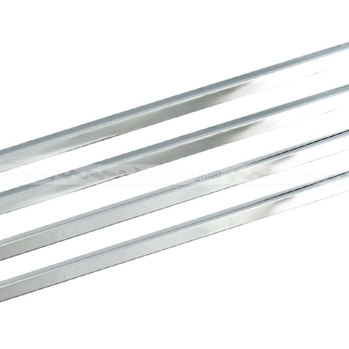 Viền chỉ kính Kia Carnival 2021 - Ảnh 1