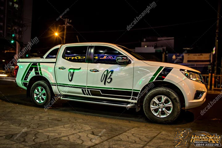 Tem Xe Nissan Navara - NNA012 - Ảnh 1