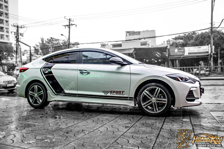 Tem Xe Hyundai Elantra - HEL017 - Ảnh 1
