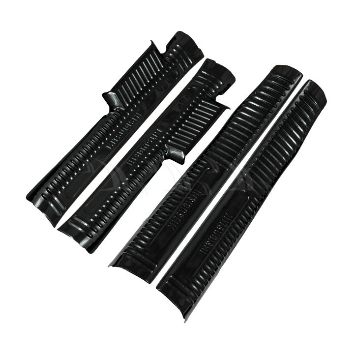 Nẹp bước chân trong Mitsubishi Attrage - Mirage [2015-2020] titan - Ảnh 1