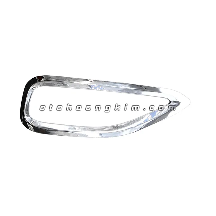 Viền đèn gầm sau Toyota Fortuner [2016-2019] - Ảnh 2