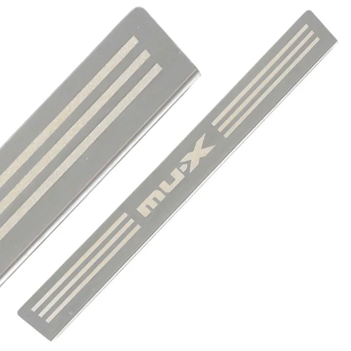 Nẹp bước chân ngoài Isuzu Mux kiểu Thái - Ảnh 3