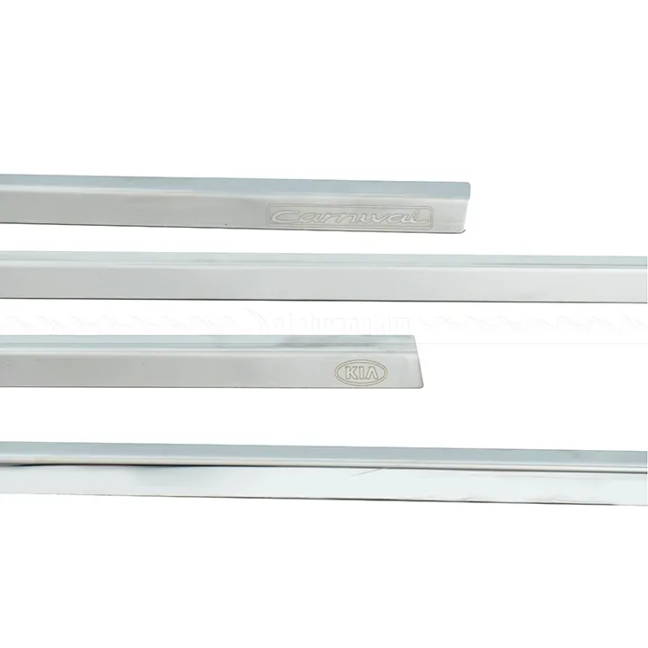 Viền chỉ kính Kia Carnival 2021 - Ảnh 2
