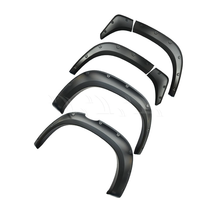 Cua lốp Mitsubishi Triton [2015-2020] có đinh - Ảnh 1