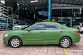 Dán đổi màu xanh quân đội Toyota Camry - ảnh 1