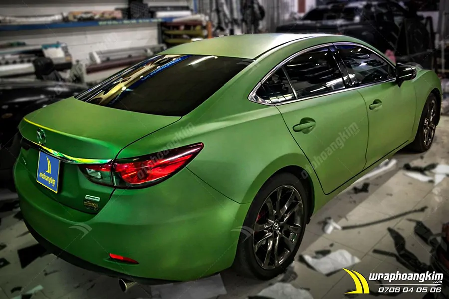 Dán đổi màu xanh quân đội Mazda 6 - Ảnh 2