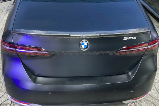 Đuôi gió BMW 520i Carbon - Ảnh 3