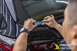 nen-dan-phim-cach-nhiet-o-to-loai-nao-tot-nhat-hien-nay